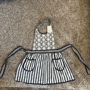 Sur La Table Vintage Inspired Kitchen Apron For Little Chefs. NWT